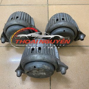 Cao su chân máy Mercedes E250 E200 đời 2013- 2015 mã A2122407217