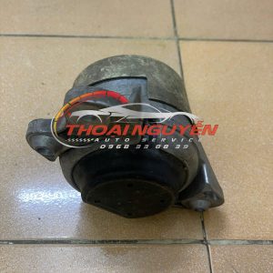 Cao su chân máy Mercedes GLC300 GLC250 GLC200 đời 2015-2017 mã A2532401000