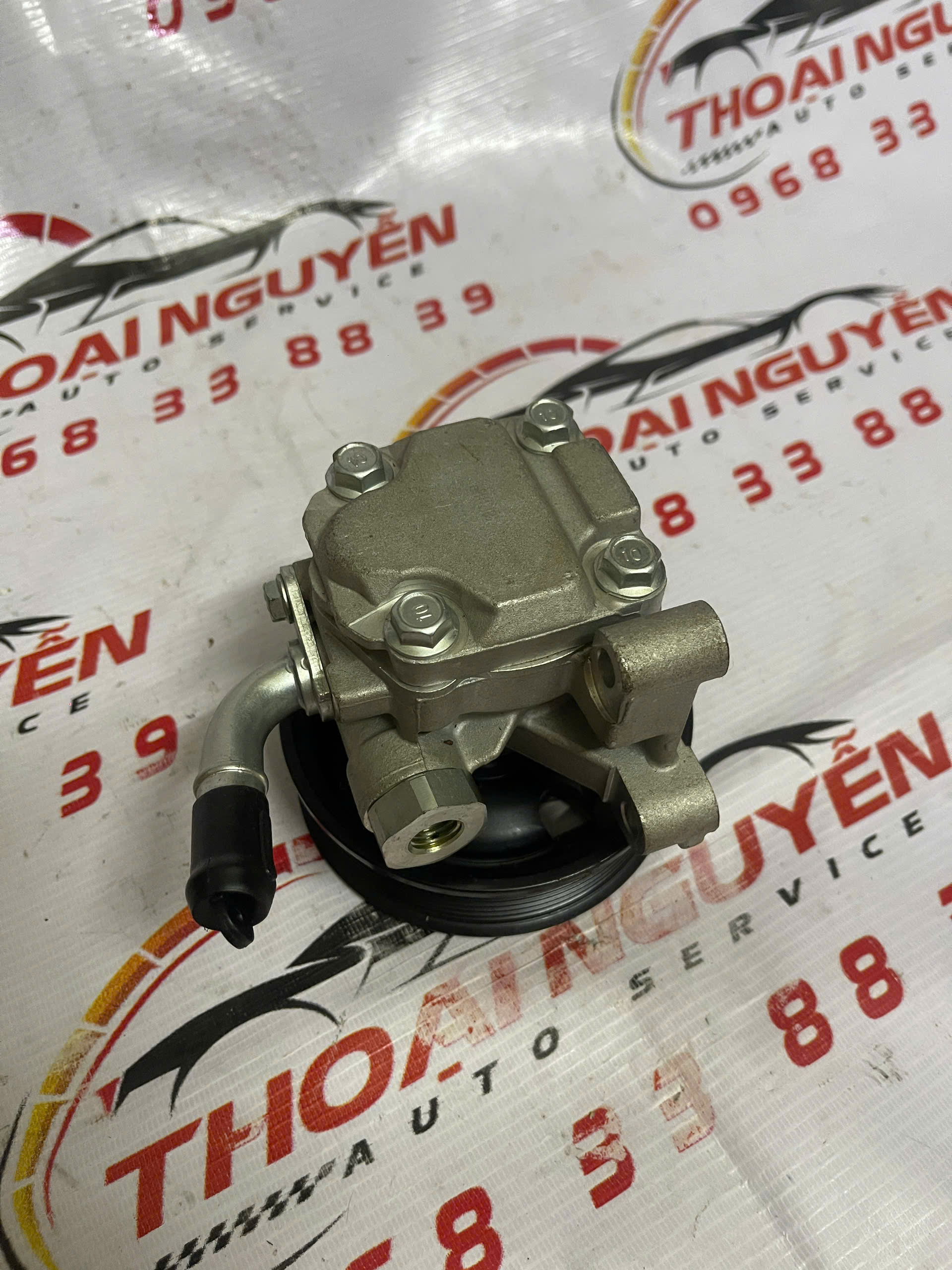 Bơm trợ lực Ford Ranger đời 2015-2018 mã AB313A696AB